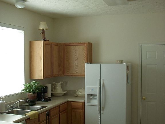 Chefs Kit Bar, Window Sink