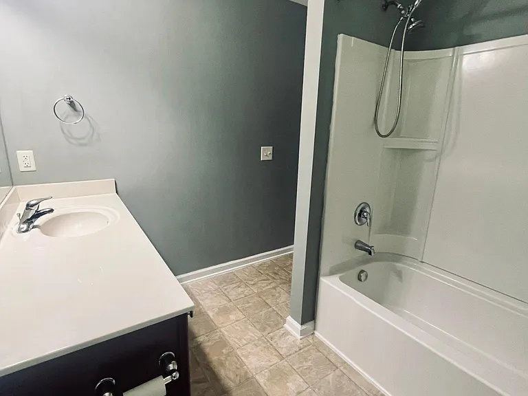 7821 River Field Dr — Photo 18