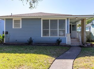 4605 Bernardo De Galvez, Galveston, TX 77551