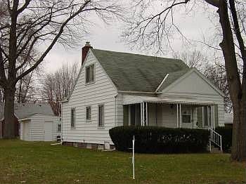2nd image of 3903 Stannard Dr