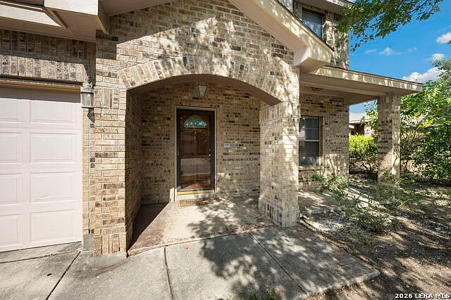 3 bed, 2.5 bath, 2184 sqft, $2,150 — Photo 2