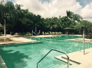 11901 4th St N APT 8101, Saint Petersburg, FL 33716