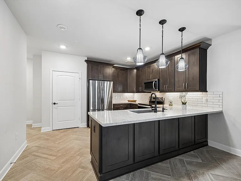 6804 Westview Dr #2307 — Photo 9