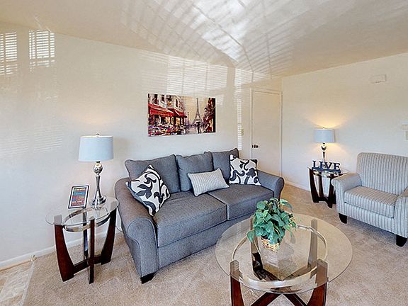 3rd image of 5656 Tidewater Dr #17L