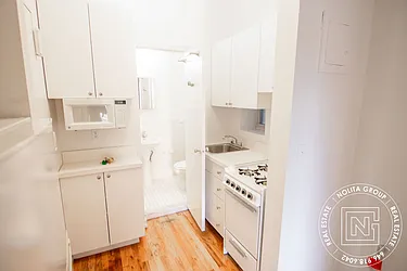 Rented by Nolita Group