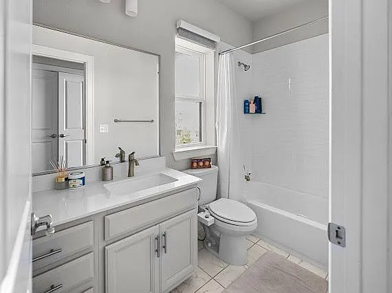 4322 Stromquist St — Photo 21