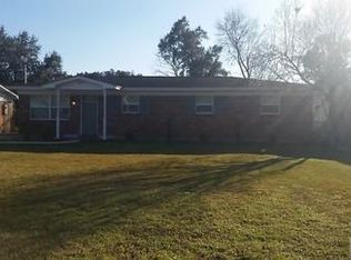 407 Ladybird Ln, Pensacola, FL 32503