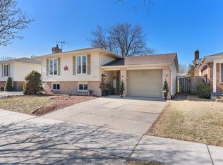 3409 Deerbrook Dr, Windsor, ON N8R 2G1