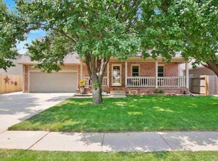 2129 N Parkdale St, Wichita, KS 67212