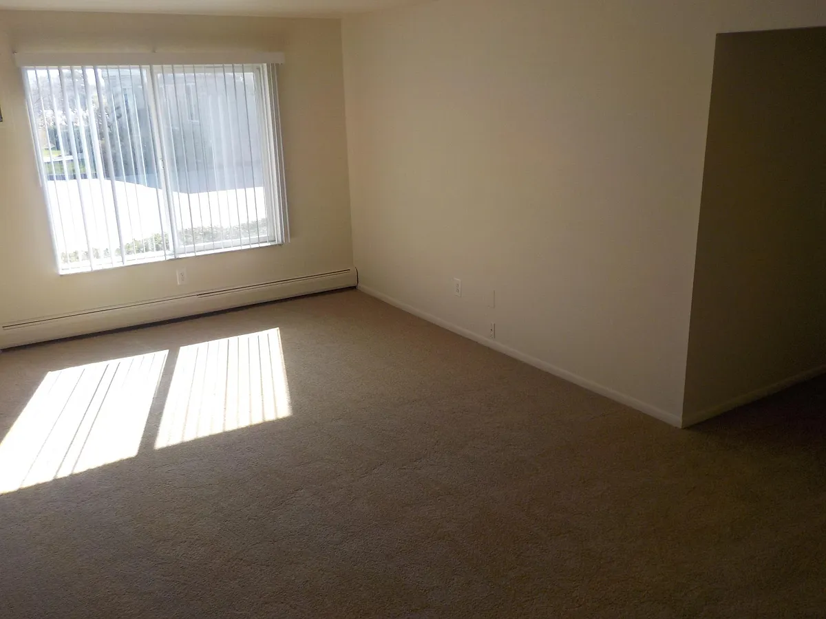 Living Room - 60380 Campground Rd