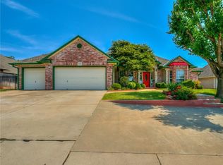 10404 Bishops Gate, Oklahoma City, OK 73162