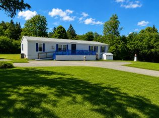 151 Sunset Rd, Deer Isle, ME 04627
