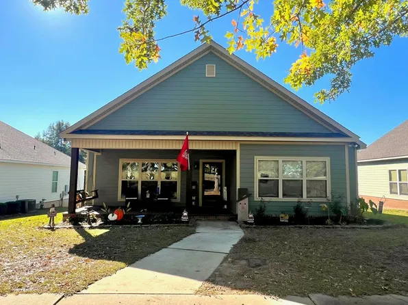 105 Jones Park Ln, Troy, AL 36079