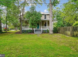 16 Maple Ave, Washington Grove, MD 20880