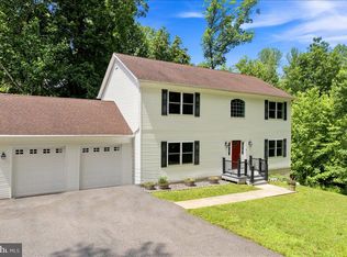 3955 Breezy Point Rd, Chesapeake Beach, MD 20732