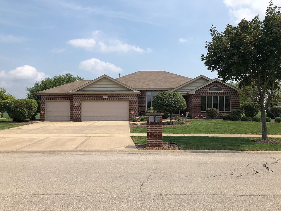 1st image of 2850 Ryan Dr