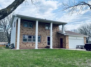 417 Meredith Rd, Albert Lea, MN 56007
