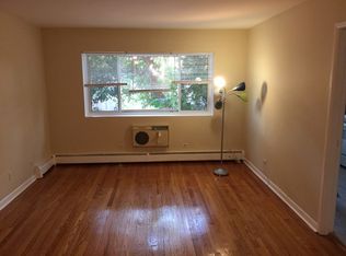 6500 N Ridge Blvd APT 2B, Chicago, IL 60626