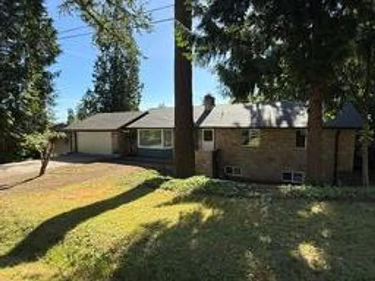 4228 163rd Ave SE — Photo 1