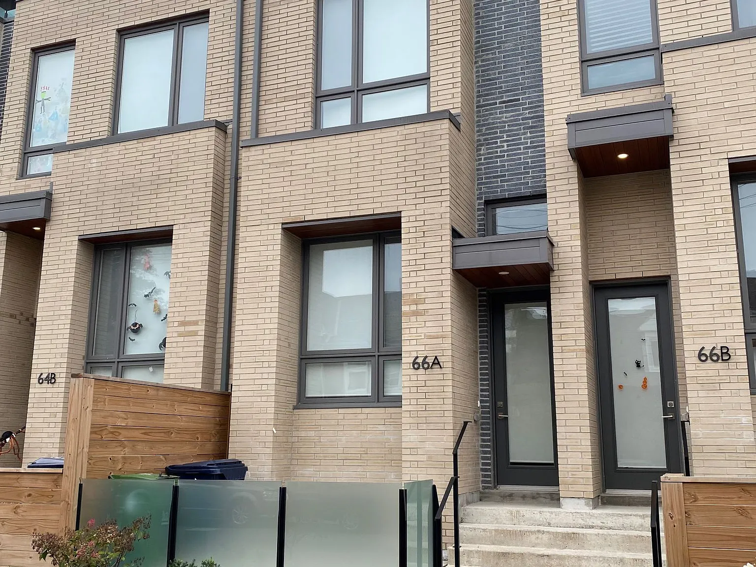 3 bed, $4,500 — Photo 2
