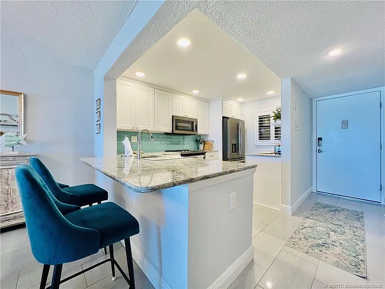 9400 S Ocean Dr #304B — Photo 13