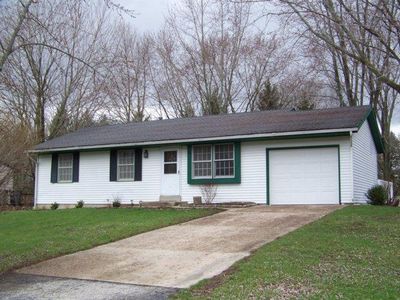 216 Ludwig Ave, Dousman, WI, 53118