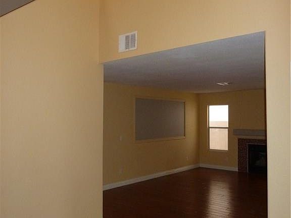 3rd image of 10216 Abano Ct