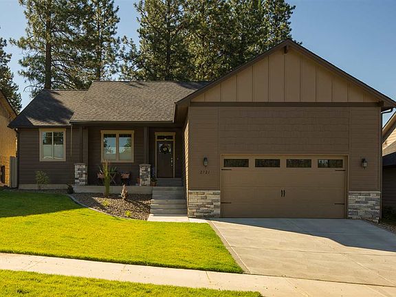 2nd image of 2721 S Seabiscuit Dr