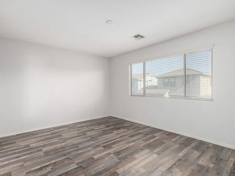 15309 N 146th Ave — Photo 24