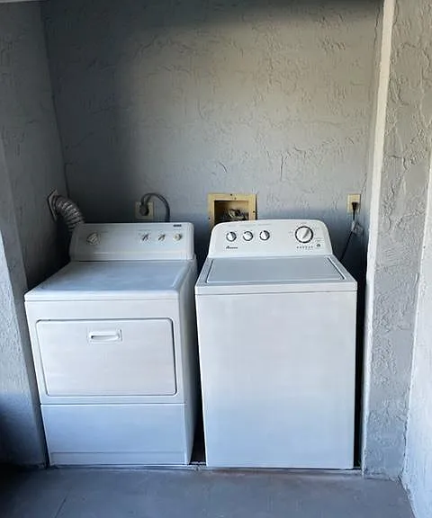 617 Ixoria Ave #2 — Photo 5