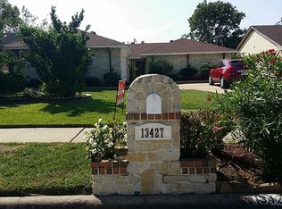13427 Oak Ledge Dr, Houston, TX 77065