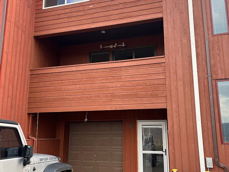 163 Golf Course Ln — Photo 2