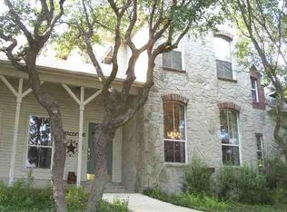 1415 Midnight Dr, San Antonio, TX 78258