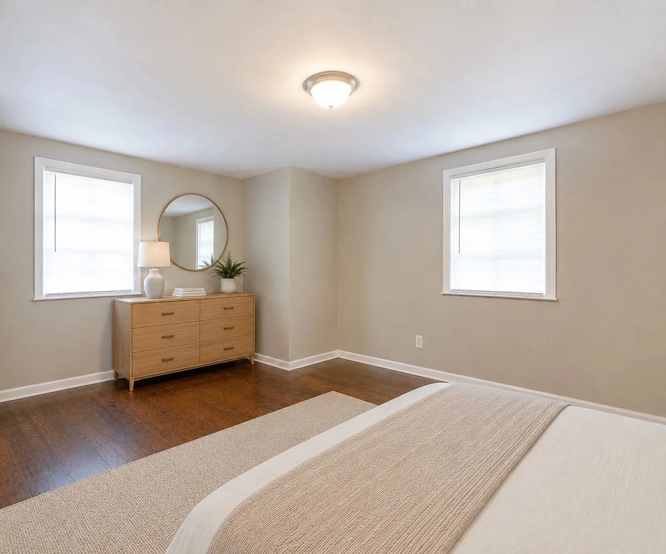 634 East Park Avenue — Photo 2