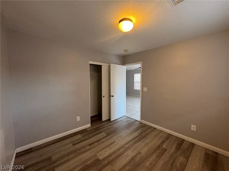 11695 Tierney Creek Dr — Photo 14