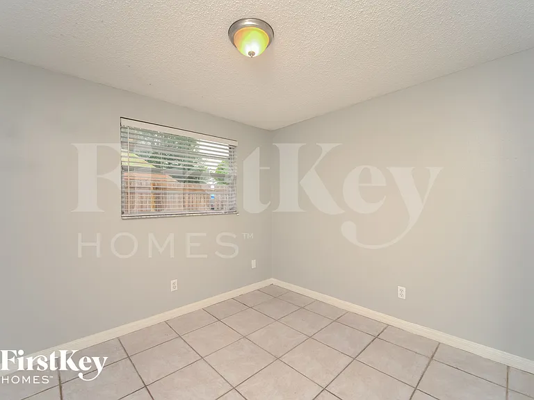 8509 Olympic Ct — Photo 14