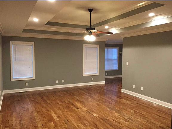 3rd image of 809 McCausland Ave