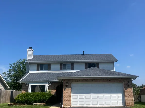 3115 Winchester Ct E, Aurora, IL 60504