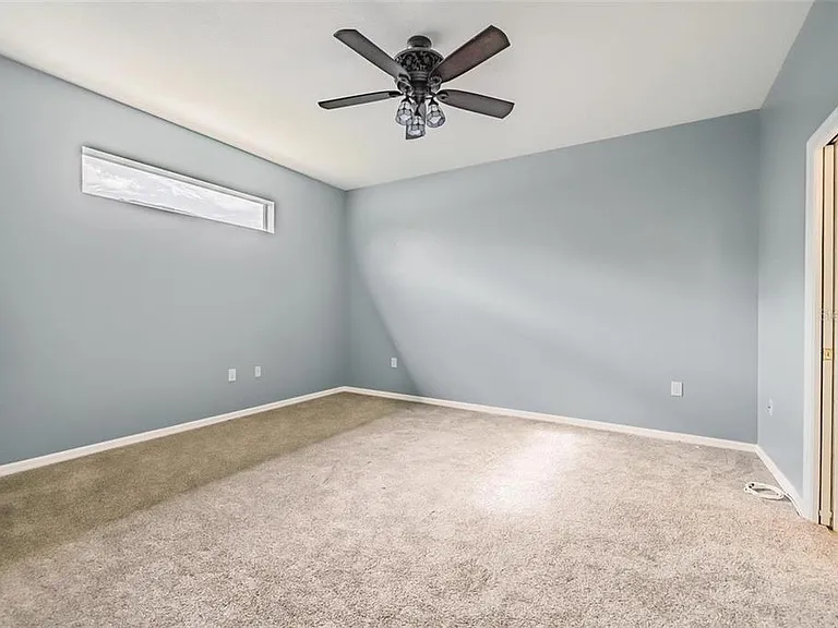 405 Fern Gulley Dr — Photo 8