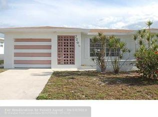 7205 NW 8th St, Margate, FL 33063