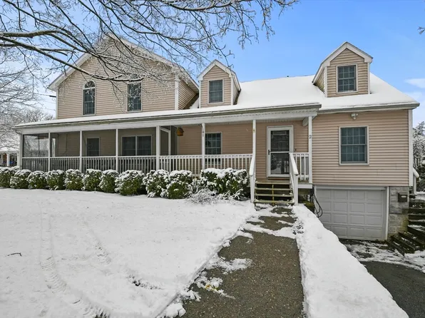 2 Sterling Pl, West Boylston, MA 01583
