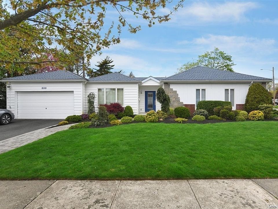 1st image of 223 Waverly Ave