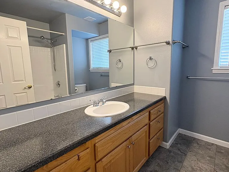 1749 W Greenhead Dr — Photo 17