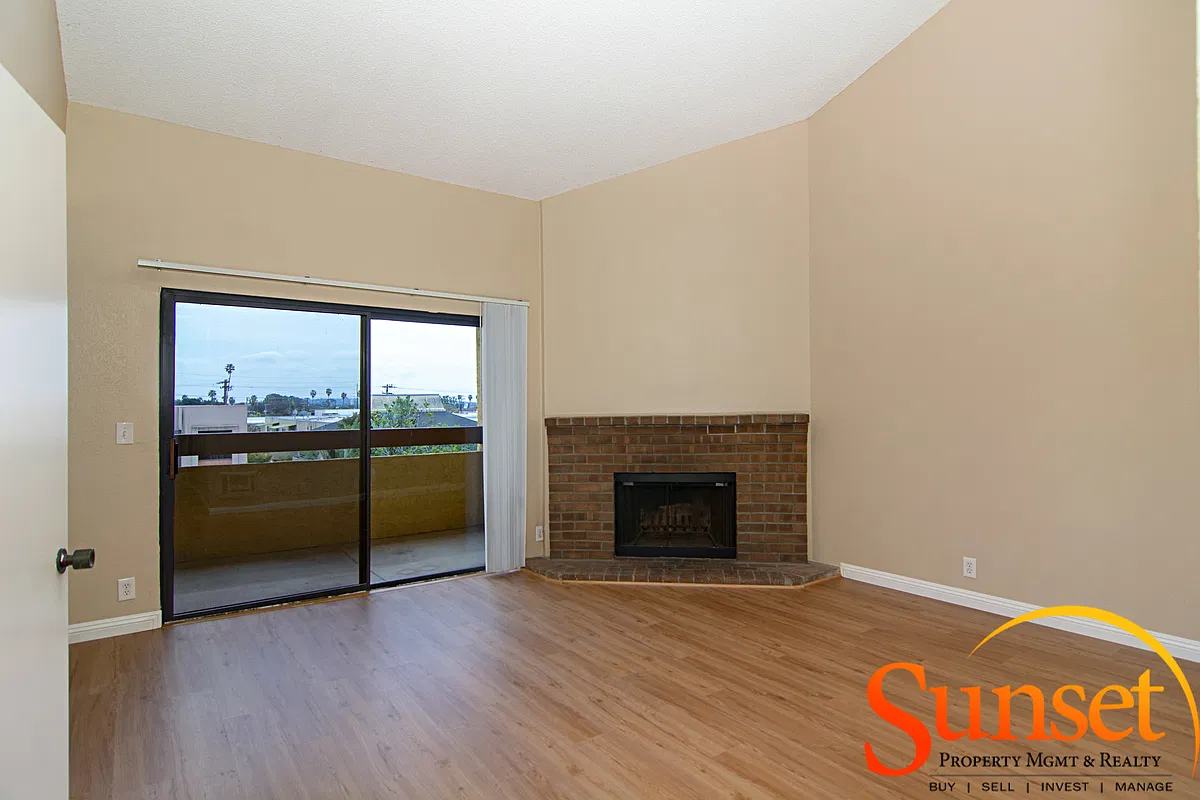 2 bed, 1050 sqft, $3,395 — Photo 1