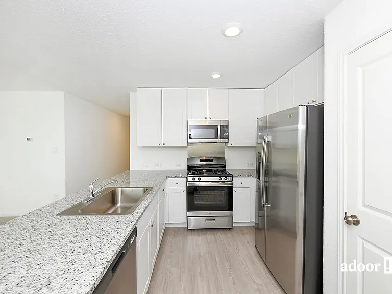1208 Grace Park Rd — Photo 6