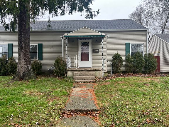 3rd image of 1 Gloria Ave
