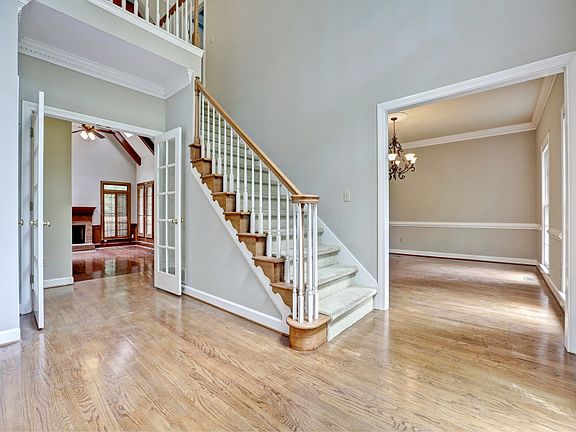 3rd image of 2570 Whisper Wind Ct