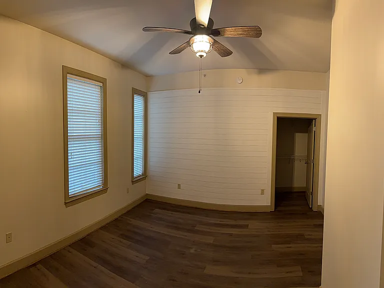 1040 Broadway St #218 — Photo 6