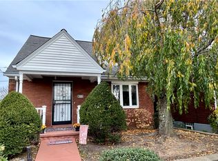 2820 Middletown Rd, Pittsburgh, PA 15204