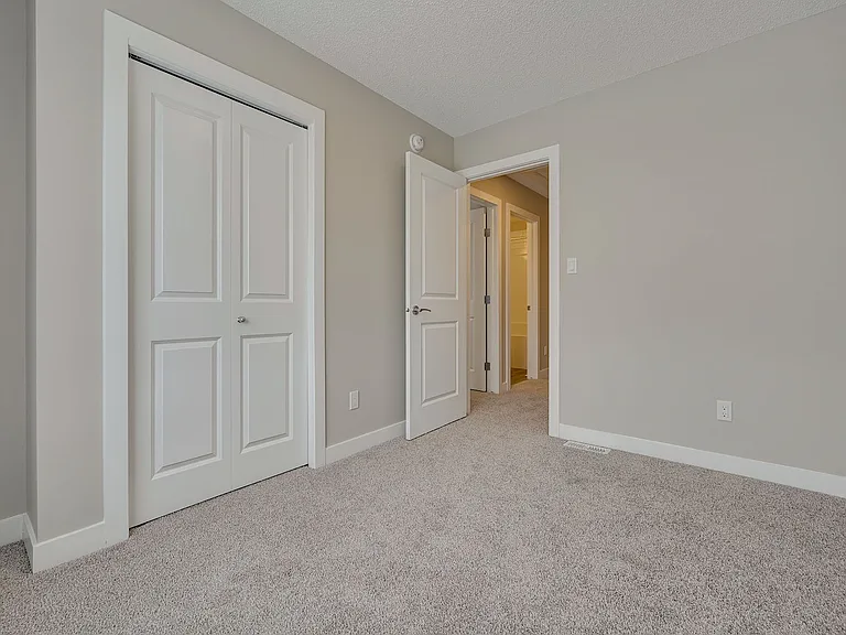 2610 Maple Way NW — Photo 8